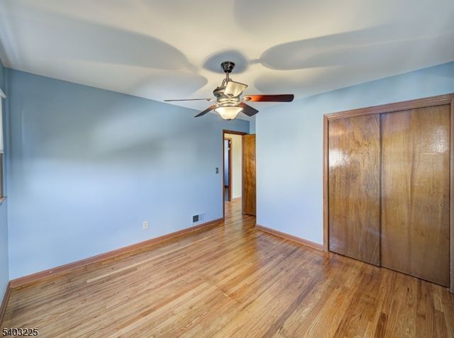 5 Clare Ct, Manville Boro, NJ 08835