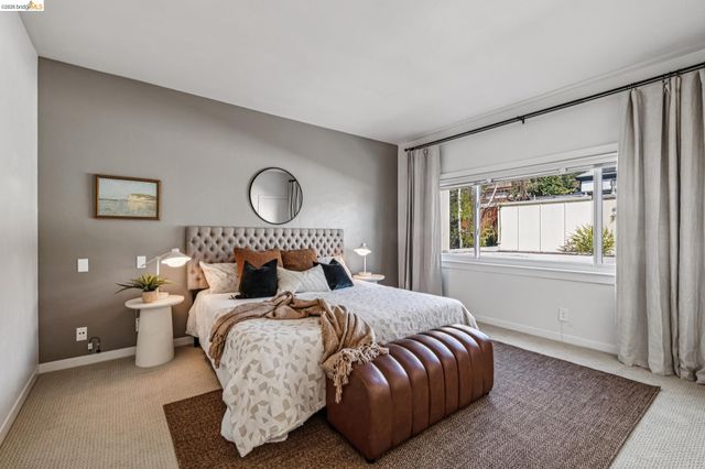 1519 Oxford St E, Berkeley, CA 94709