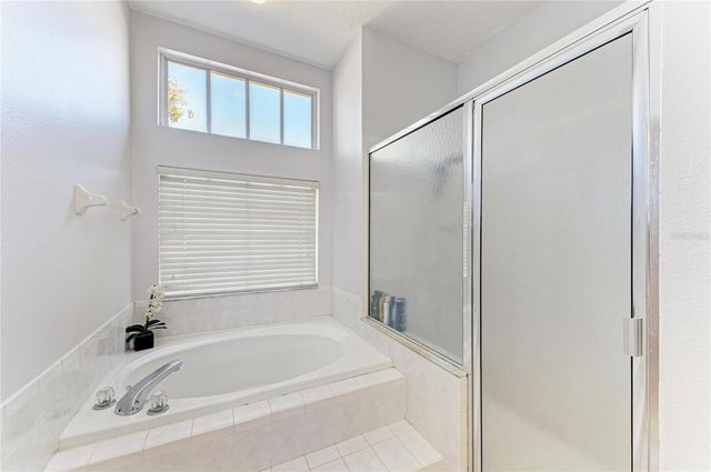 7122 42ND COURT E, Sarasota, FL 34243