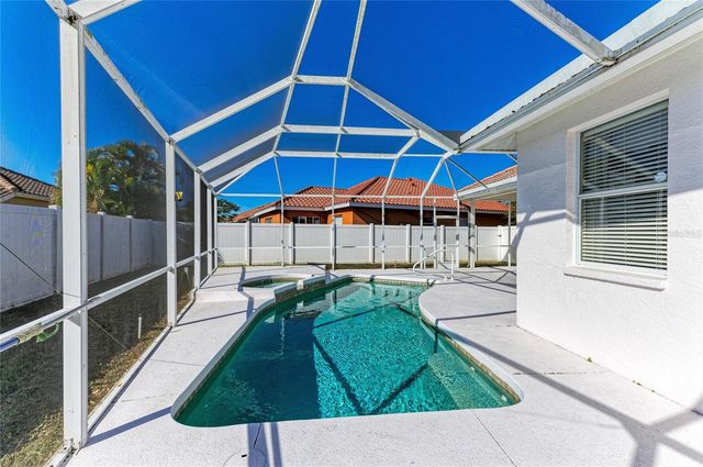 7122 42ND COURT E, Sarasota, FL 34243