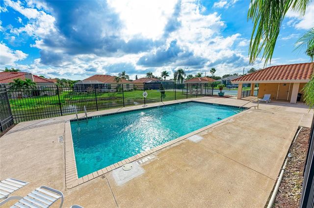 7122 42ND COURT E, Sarasota, FL 34243