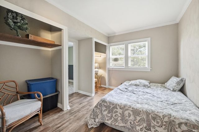 4522 S Calhoun Street, Fort Wayne, IN 46807