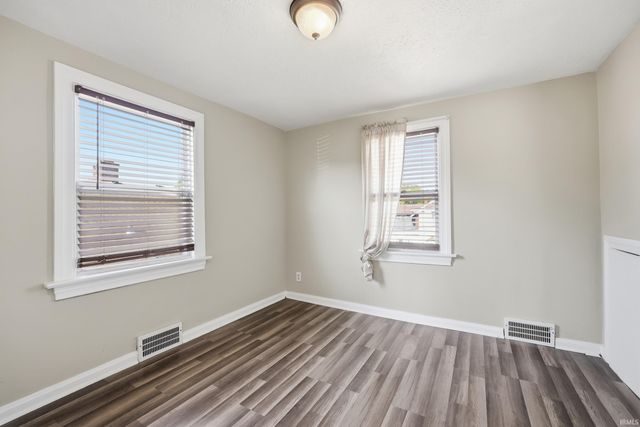 4522 S Calhoun Street, Fort Wayne, IN 46807