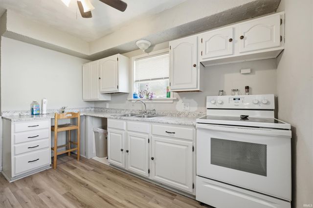 4522 S Calhoun Street, Fort Wayne, IN 46807