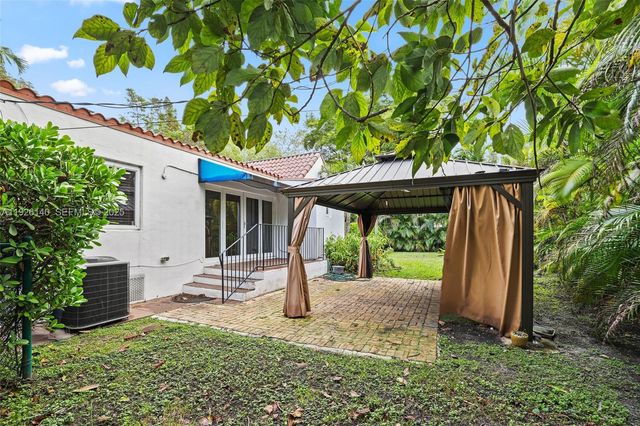 410 Minorca Ave, Coral Gables, FL 33134