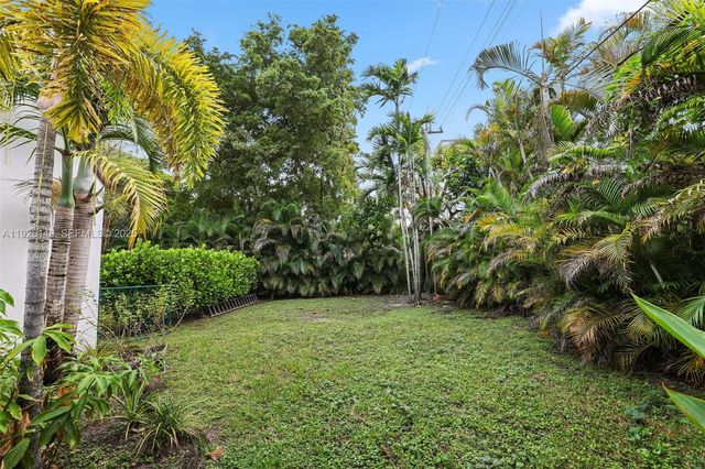 410 Minorca Ave, Coral Gables, FL 33134