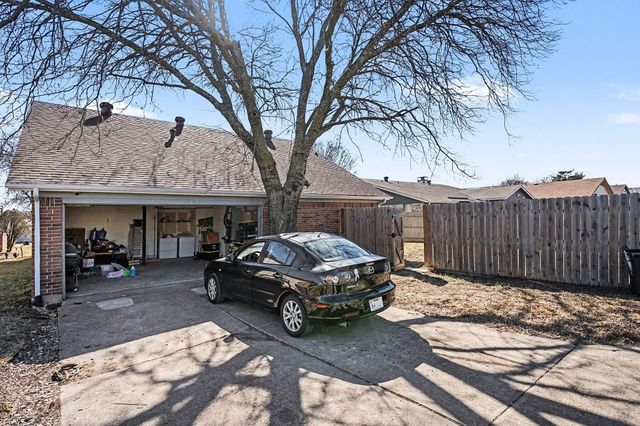 1409 Golden Grove Drive, Mesquite, TX 75149