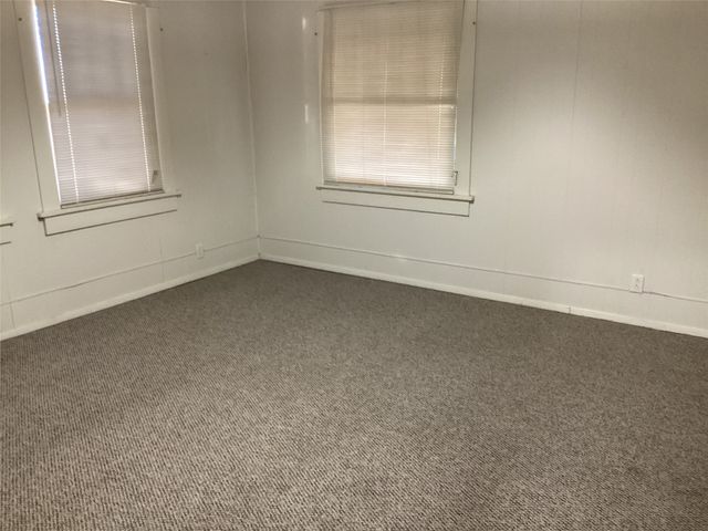 604 S Seaman Street, Eastland, TX 76448