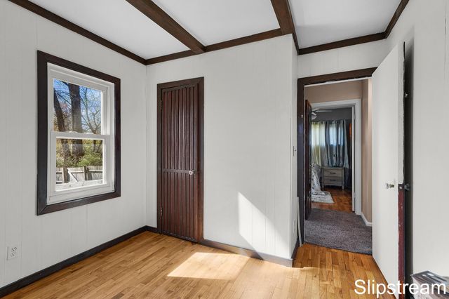 1442 Kendall Street SE, Grand Rapids, MI 49508