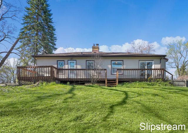 1442 Kendall Street SE, Grand Rapids, MI 49508