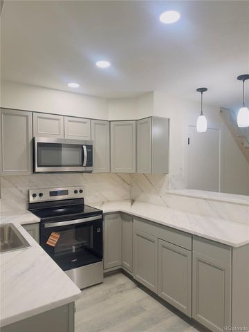 2929 W 81st Avenue D, Westminster, CO 80031