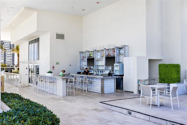 1830 S Ocean Dr 2806, Hallandale Beach, FL 33009