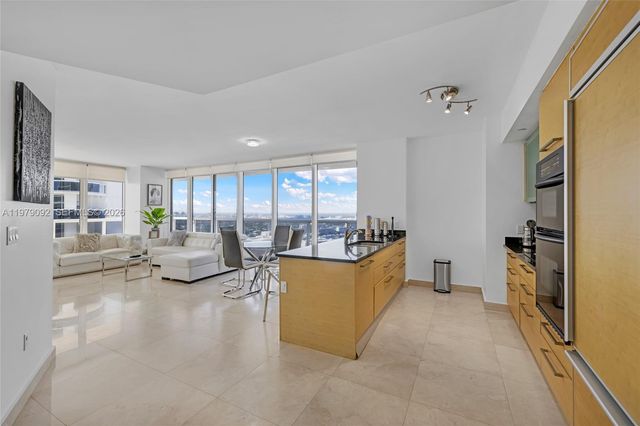 1830 S Ocean Dr 2806, Hallandale Beach, FL 33009