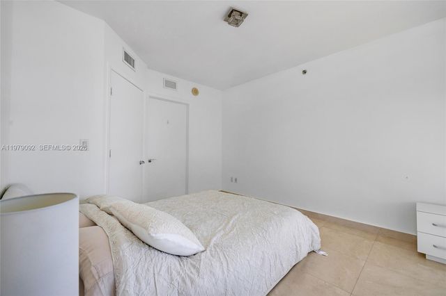 1830 S Ocean Dr 2806, Hallandale Beach, FL 33009