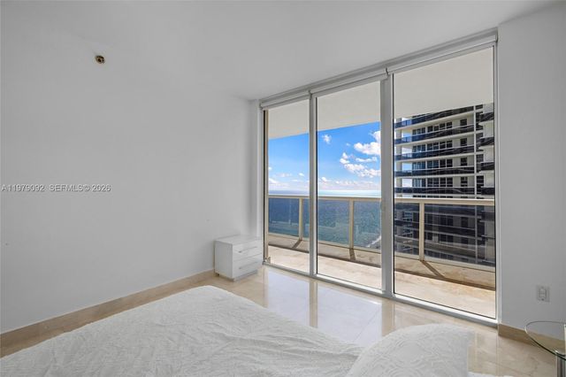 1830 S Ocean Dr 2806, Hallandale Beach, FL 33009