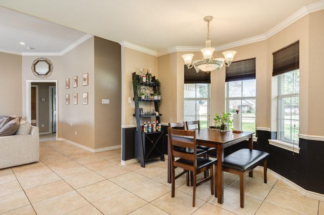 155 Silverbell Circle, Lake Jackson, TX 77566