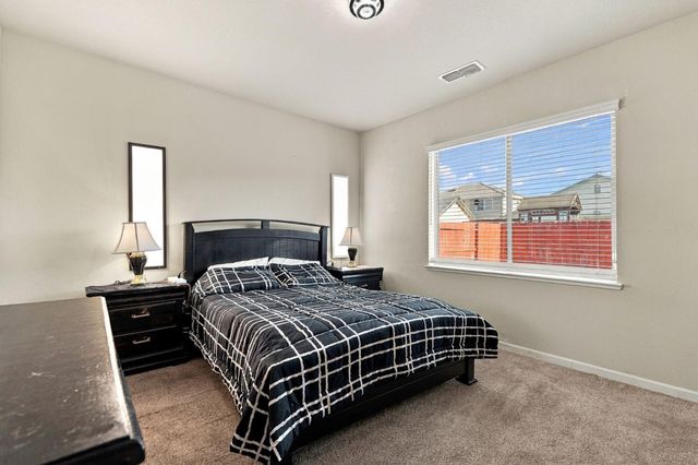 910 E Fargo St, Stockton, CA 95204