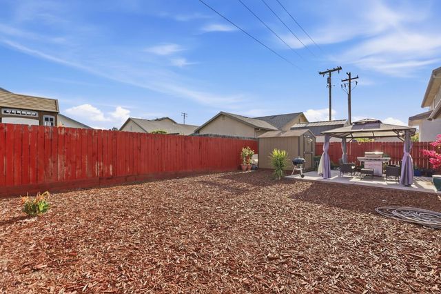 910 E Fargo St, Stockton, CA 95204