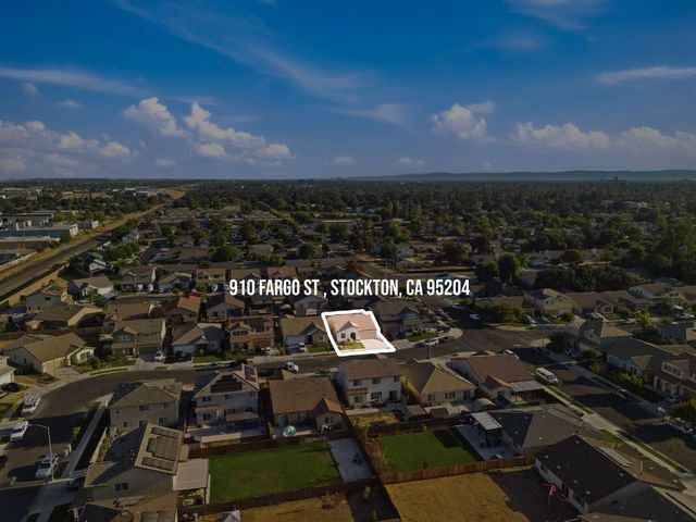 910 E Fargo St, Stockton, CA 95204