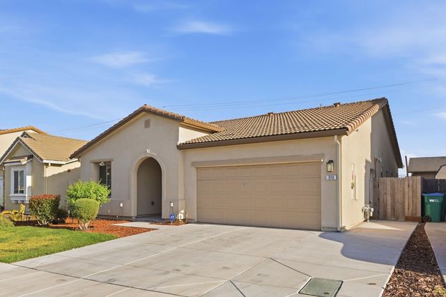 910 E Fargo St, Stockton, CA 95204