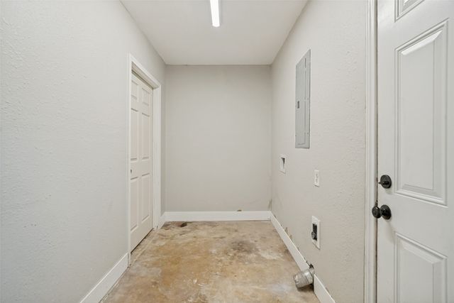 346 Lorna Street, Burleson, TX 76028