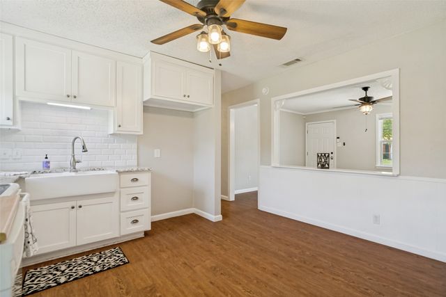 346 Lorna Street, Burleson, TX 76028