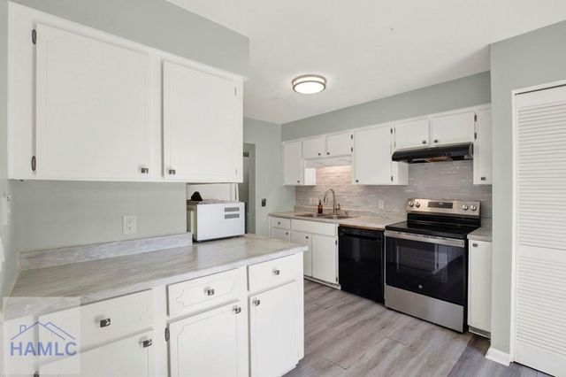912 Pineland Avenue # 3, Hinesville, GA 31313