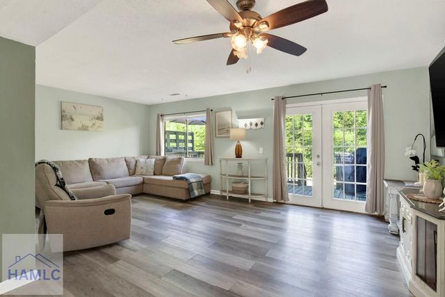912 Pineland Avenue # 3, Hinesville, GA 31313