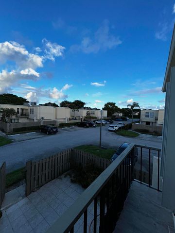 11983 Shakerwood Lane, Wellington, FL 33414