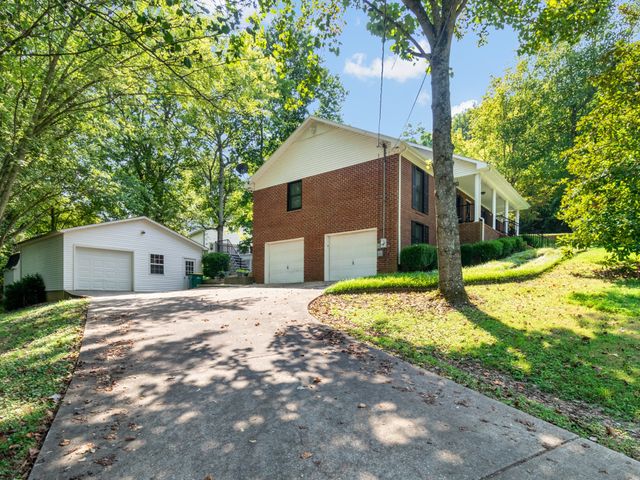 2025 Duncan Dr, Lewisburg, TN 37091