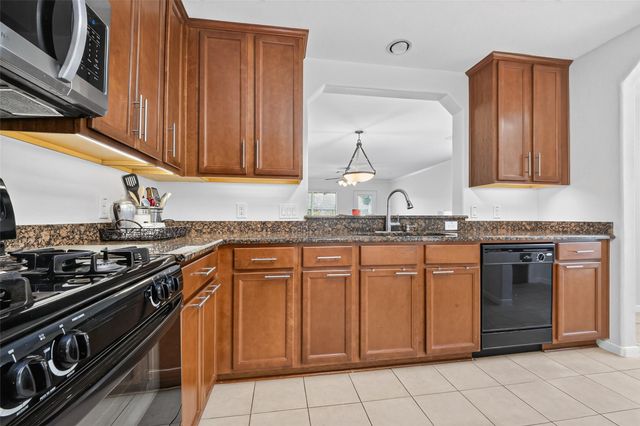 1604 Volterra Lane, League City, TX 77573
