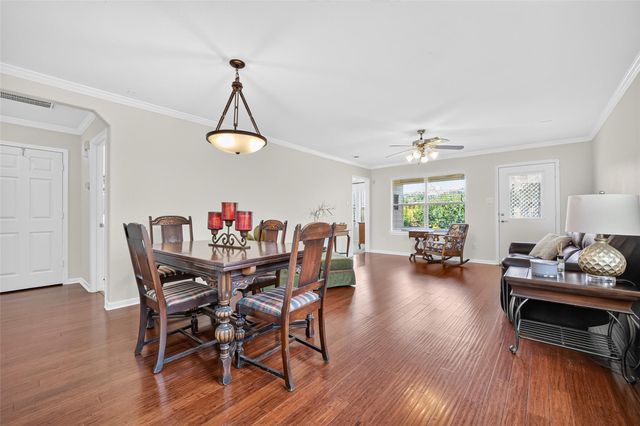 1604 Volterra Lane, League City, TX 77573