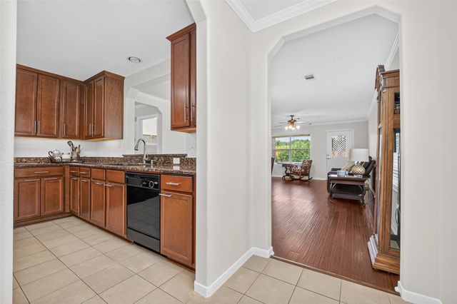 1604 Volterra Lane, League City, TX 77573