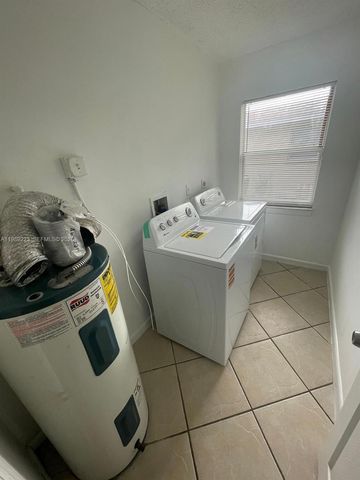 2321 NW 6th Ct, Fort Lauderdale, FL 33311