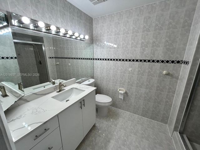 1325 NW 124th Ave 1325, Pembroke Pines, FL 33026