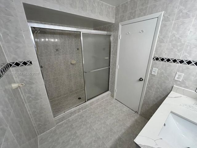 1325 NW 124th Ave 1325, Pembroke Pines, FL 33026