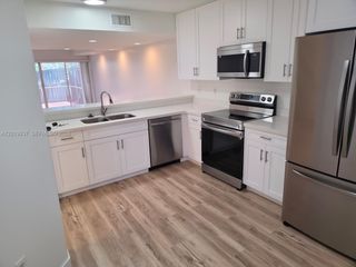 1325 NW 124th Ave 1325, Pembroke Pines, FL 33026