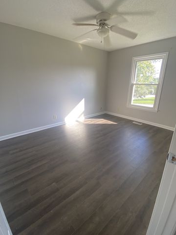 2301 Sherwood Hills Ct, Clarksville, TN 37042