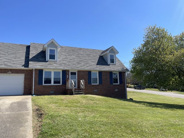 2301 Sherwood Hills Ct, Clarksville, TN 37042