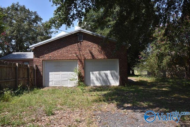 1310 SW 2nd Avenue, Decatur, AL 35601