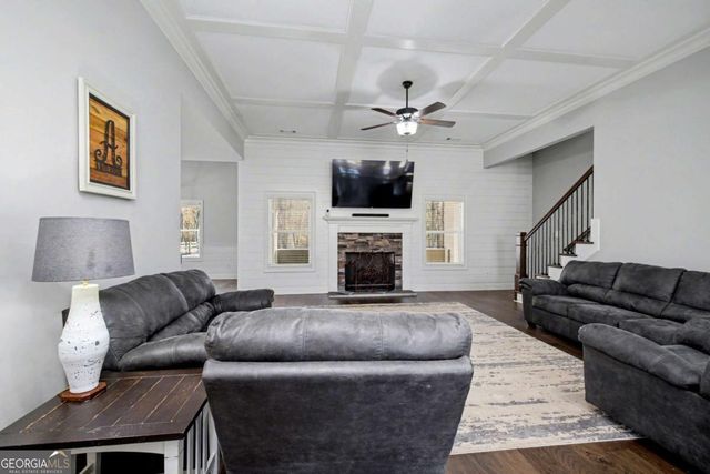 92 Gordon Oaks Way, Moreland, GA 30259