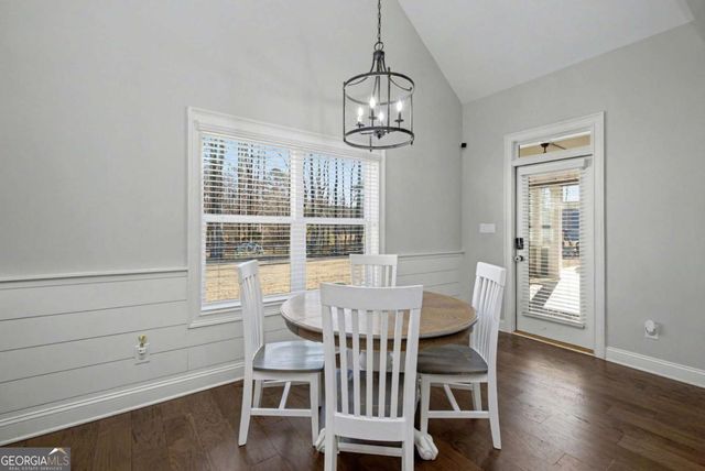 92 Gordon Oaks Way, Moreland, GA 30259