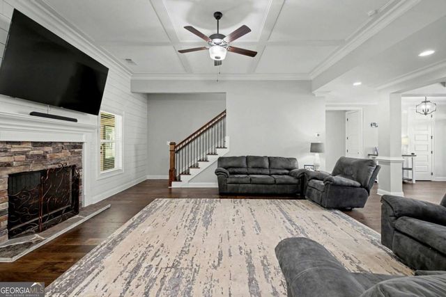 92 Gordon Oaks Way, Moreland, GA 30259