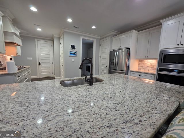 92 Gordon Oaks Way, Moreland, GA 30259