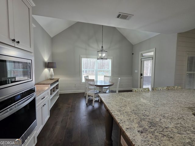 92 Gordon Oaks Way, Moreland, GA 30259