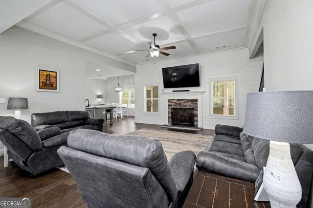 92 Gordon Oaks Way, Moreland, GA 30259