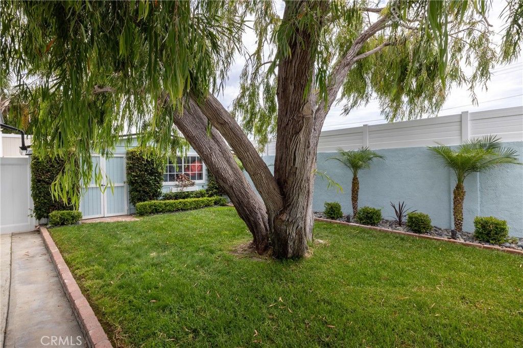 Image 20 of property listing at 5872 Nordina, Huntington Beach, CA 92649