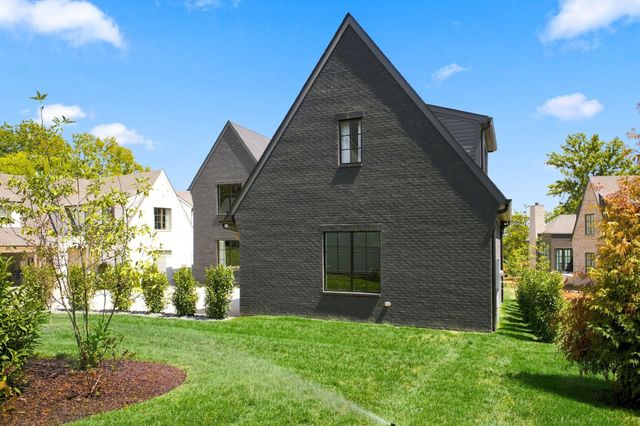 4518 Belmont Park Ter, Nashville, TN 37215