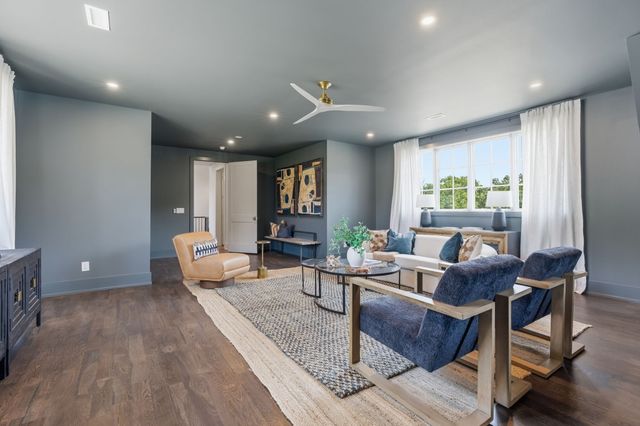 4518 Belmont Park Ter, Nashville, TN 37215