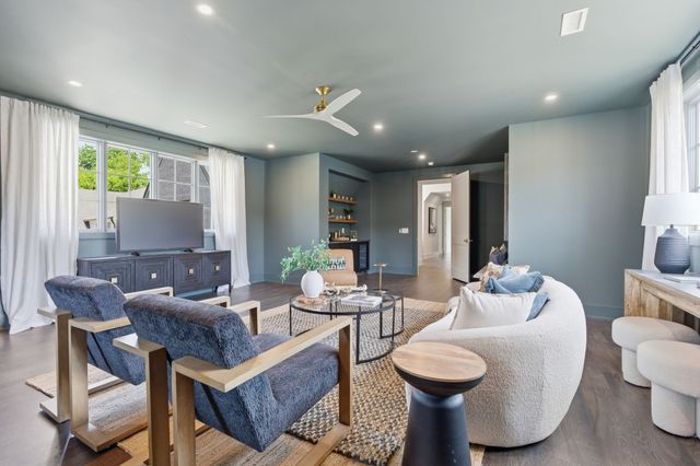 4518 Belmont Park Ter, Nashville, TN 37215